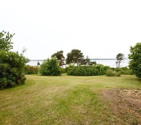Three-bedroom Holiday In