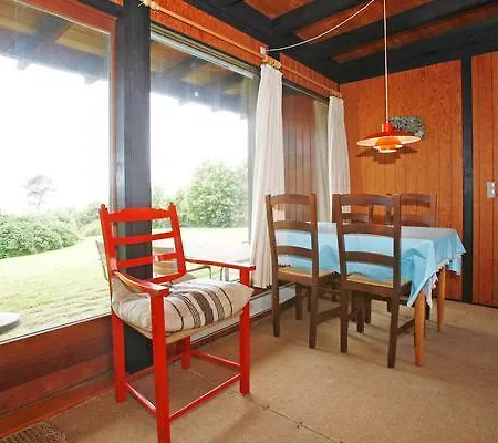 Feriehus Three-bedroom Holiday In *