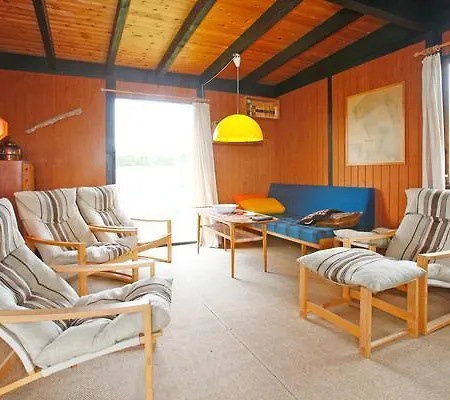 Three-bedroom Holiday In